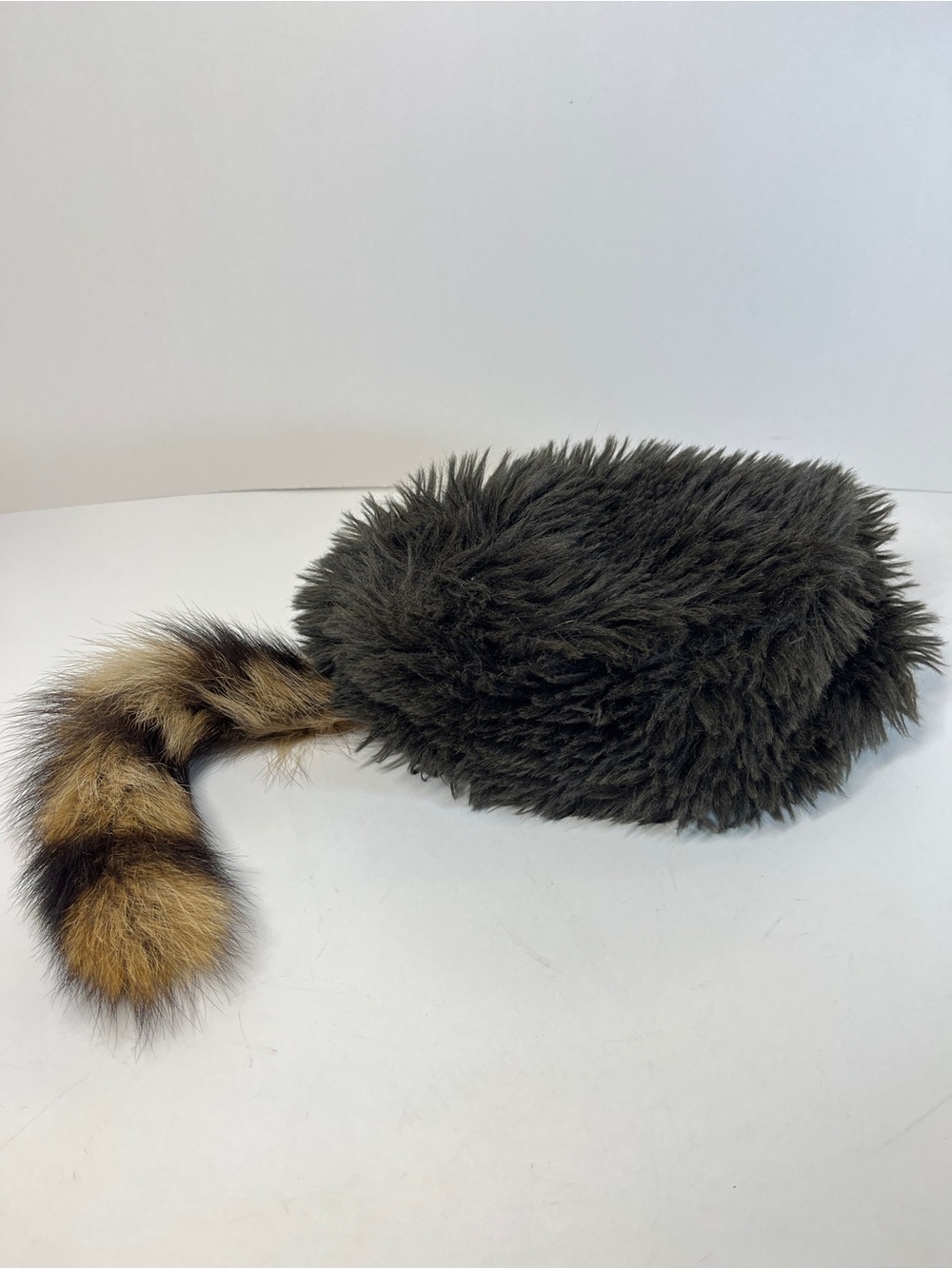Vintage Davy Crockette Coonskin Hat Racoon Tail Hat Kids Size Small Pioneer Faux